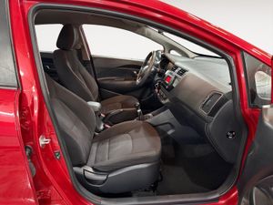 Kia Rio 1.2 CVVT 84CV Drive - Foto 25