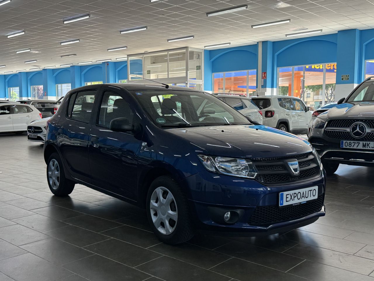 Dacia Sandero 1.2 - Foto 1