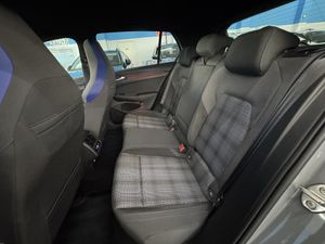 Volkswagen Golf GTE 1.4 TSI 180 kW (245 CV) DSG 6 vel. - Foto 13