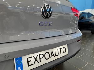 Volkswagen Golf GTE 1.4 TSI 180 kW (245 CV) DSG 6 vel. - Foto 20