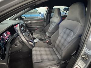 Volkswagen Golf GTE 1.4 TSI 180 kW (245 CV) DSG 6 vel. - Foto 11
