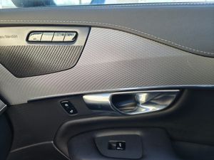 Volvo XC90 2.0 B5 D AWD Ultimate Dark Auto - Foto 15