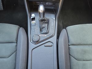 Volkswagen Tiguan R-Line 2.0 190CV - Foto 20