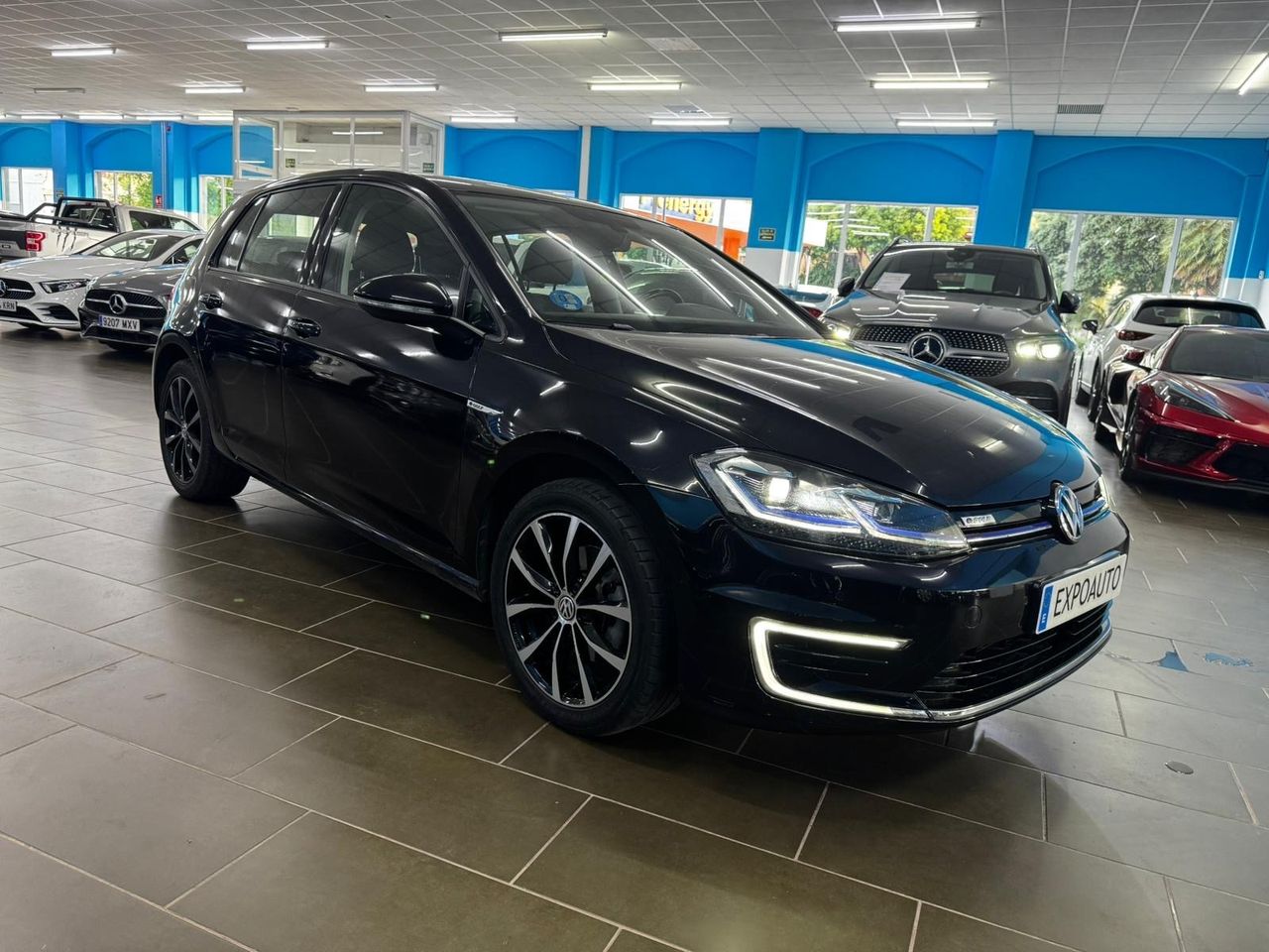 Volkswagen Golf e- 100 kW (136 CV) - Foto 1