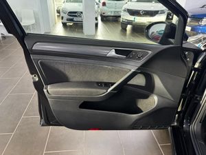 Volkswagen Golf e- 100 kW (136 CV) - Foto 14