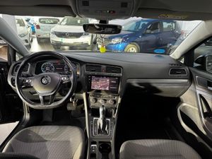 Volkswagen Golf e- 100 kW (136 CV) - Foto 15