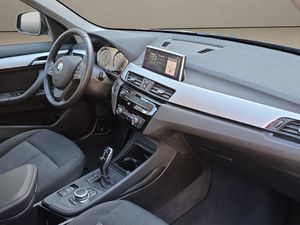 BMW X1 sDrive18i - Foto 13