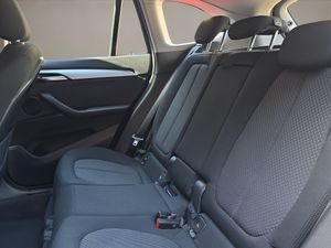 BMW X1 sDrive18i - Foto 11