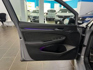 Volkswagen Golf GTI 2.0 TSI 180 kW (245 CV) DSG - Foto 12