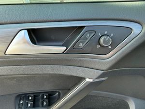 Volkswagen Golf Advance 1.4 TSI 92kW (125CV) DSG - Foto 12