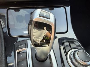 BMW Serie 5 520d - Foto 18