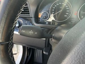 BMW Serie 5 520d - Foto 26