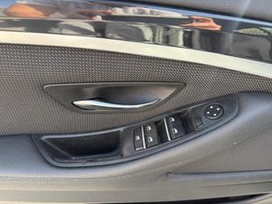 BMW Serie 5 520d - Foto 12