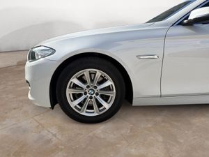 BMW Serie 5 520d - Foto 9