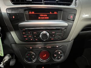 Citroën C-Elysée exclusive - Foto 19