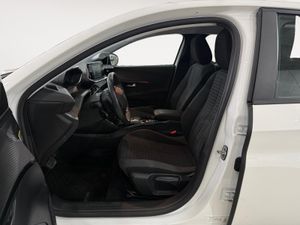 Peugeot 208 Eléctrico Active - Foto 21