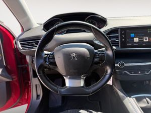 Peugeot 308 5p Allure 1.5 BlueHDi 96KW (130CV) EAT8 - Foto 25
