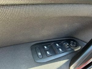 Peugeot 308 5p Allure 1.5 BlueHDi 96KW (130CV) EAT8 - Foto 10