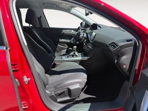Peugeot 308 5p Allure 1.5 BlueHDi 96KW (130CV) EAT8 - Foto 27