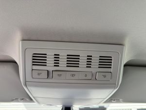 Volkswagen Multivan Premium Corto 2.0 TDI 110kW BMT DSG - Foto 21