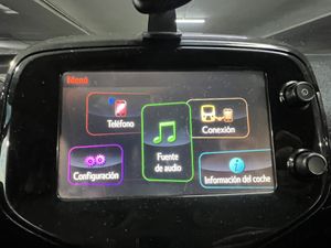 Toyota Aygo 1.0 X-Play 70cv. - Foto 14