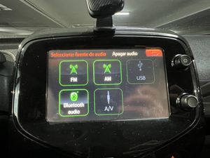 Toyota Aygo 1.0 X-Play 70cv. - Foto 15