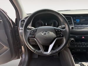 Hyundai Tucson 1.6 GDi BlueDrive Essence 4x2 - Foto 27