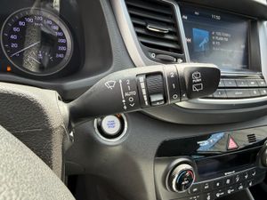 Hyundai Tucson 1.6 GDi BlueDrive Essence 4x2 - Foto 18