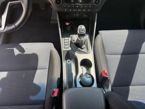 Hyundai Tucson 1.6 GDi BlueDrive Essence 4x2 - Foto 26
