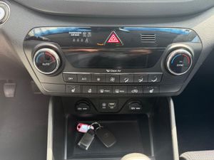 Hyundai Tucson 1.6 GDi BlueDrive Essence 4x2 - Foto 13