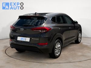 Hyundai Tucson 1.6 GDi BlueDrive Essence 4x2 - Foto 24