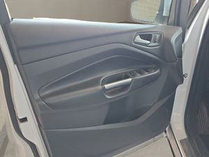 Ford Kuga 2.0 TDCi Titanium - Foto 9