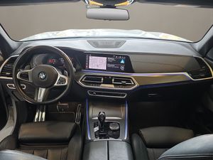 BMW X5 xDrive40i - Foto 19
