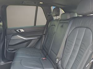 BMW X5 xDrive40i - Foto 15