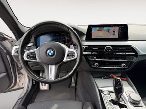 BMW Serie 5 530iA - Foto 24