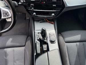 BMW Serie 5 530iA - Foto 28