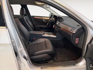 Mercedes Clase E E 250 Avantgarde - Foto 25