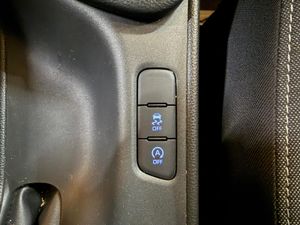 Toyota Yaris 1.5 125 S-Edition - Foto 24