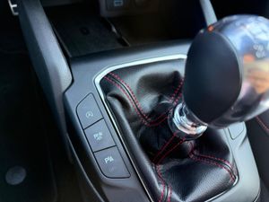 Ford Focus 1.0 Ecoboost MHEV 114kW ST-Line Auto - Foto 11