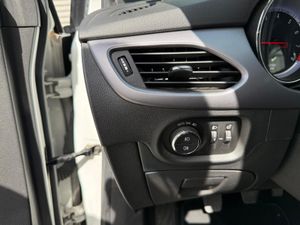 Opel Astra 1.4 Turbo S/S 125 CV Selective - Foto 10