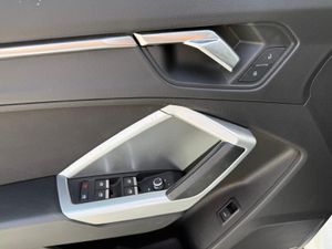 Audi Q3 Advanced 35 TDI 110kW (150CV) S tronic - Foto 9