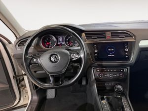 Volkswagen Tiguan Edition 1.4 TSI 92kW (125CV) - Foto 27