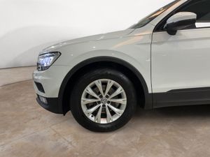 Volkswagen Tiguan Edition 1.4 TSI 92kW (125CV) - Foto 29
