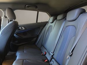 BMW Serie 1 118D - Foto 14