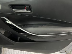 Toyota Corolla 2.0 180H FEEL! E-CVT TOURING SPORT - Foto 35