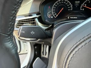 BMW Serie 5 520iA - Foto 24