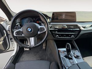 BMW Serie 5 520iA - Foto 25