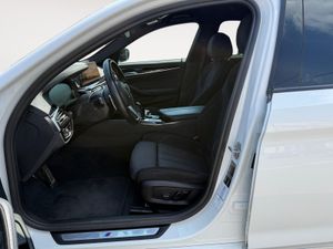 BMW Serie 5 520iA - Foto 4