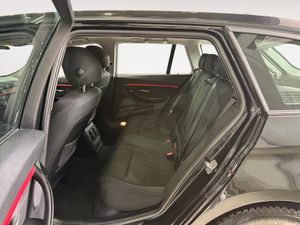 BMW Serie 3 320i Touring - Foto 22