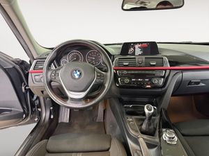 BMW Serie 3 320i Touring - Foto 3